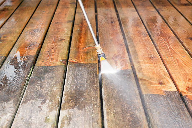 Best Factory Floor Cleaning  in Wellman, IA
